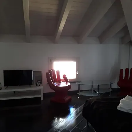 Apartment Ki House